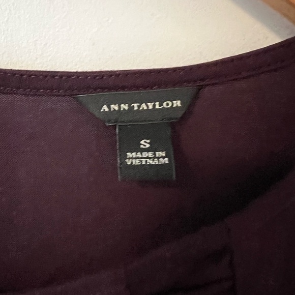 Ann Taylor Women’s Shirt - Picture 2 of 7